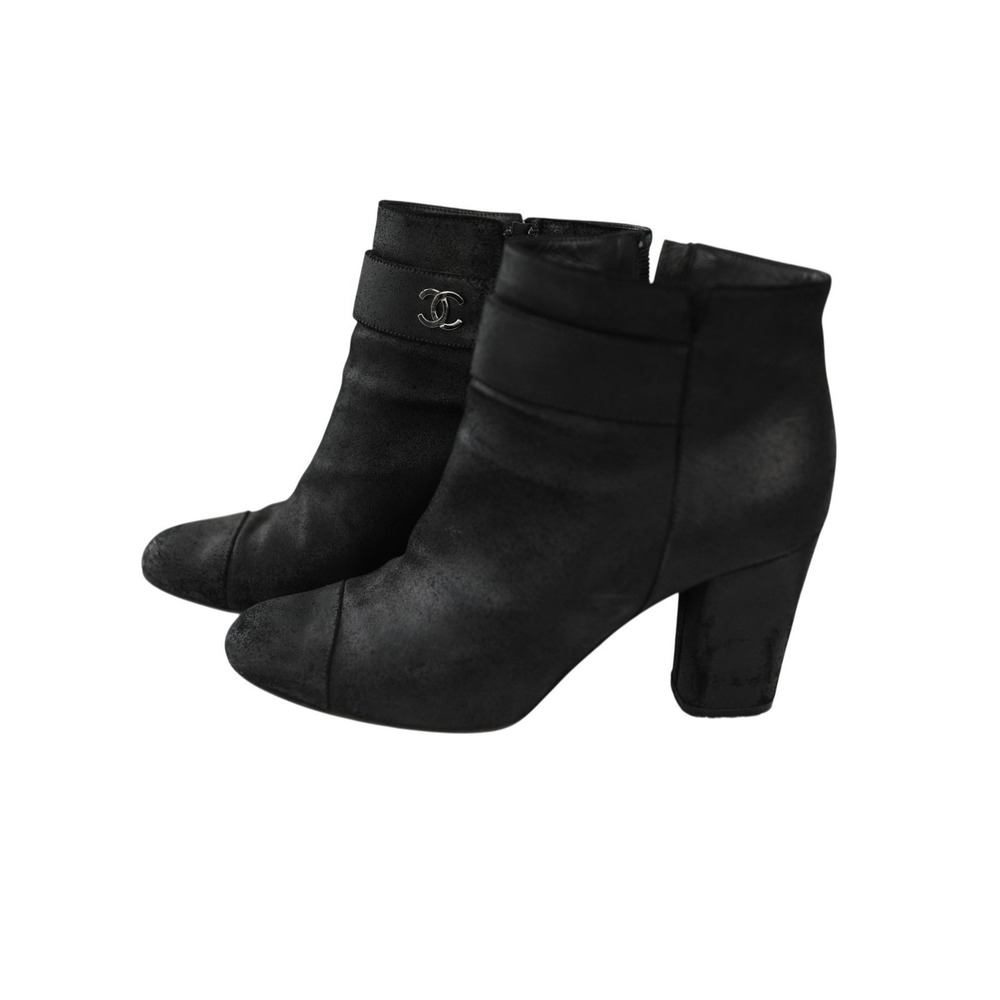 Chanel Black Suede CC Logo Cap Toe Ankle Boots G27906 Size 40‎